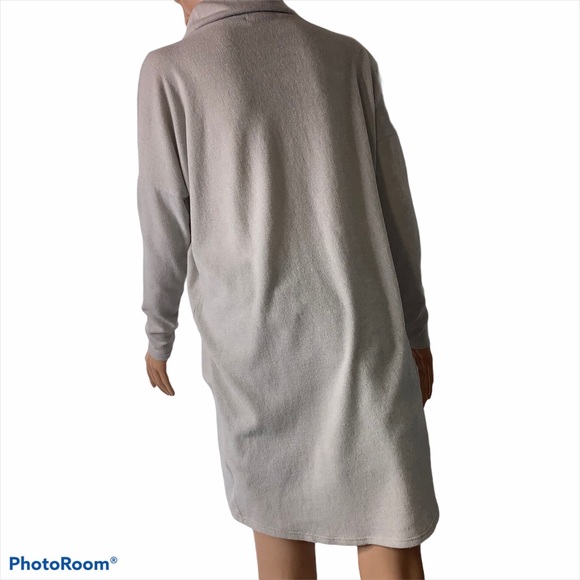 Rae Mode Cowl neck, hi-low hem line light weight top turtleneck oatmeal SZ SM - Picture 4 of 11